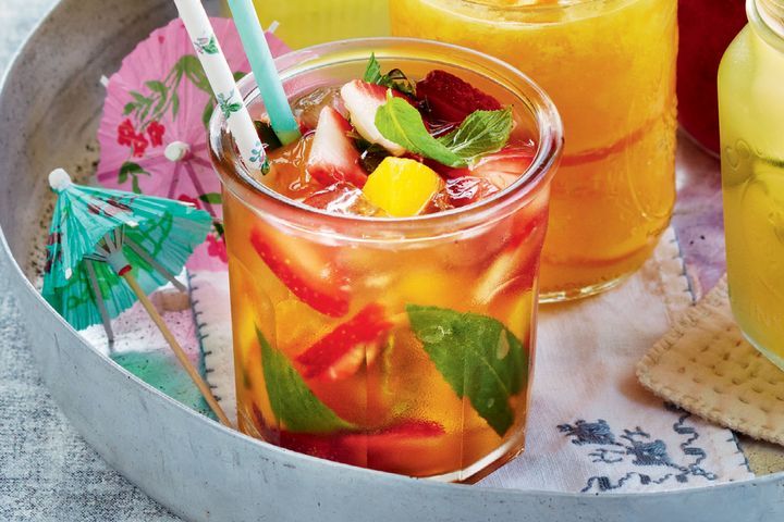 Peachy mint iced tea