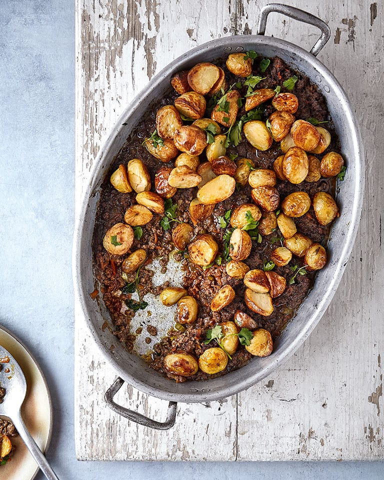 Mince and tatties casserole