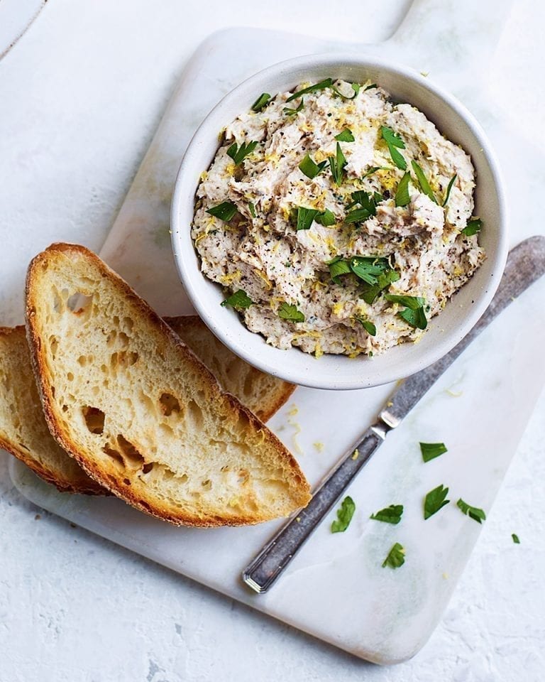 Speedy mackerel pâté